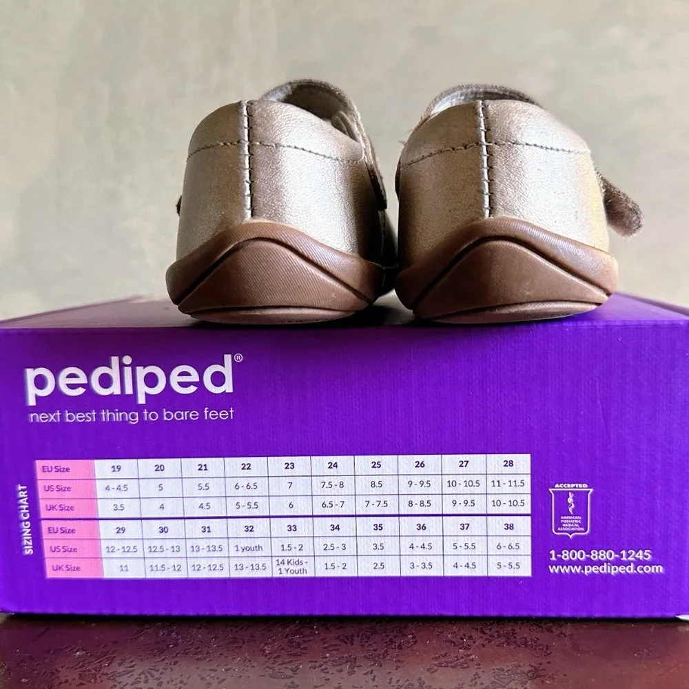 PEDIPED Toddler Baby Champagne Grip-N-Go Betty Mary Jane Bow Shoes Size 5.5
